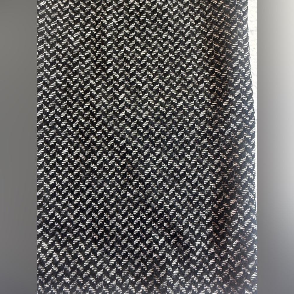 Zac & Rachel Black & Gray Patterned Pull On Pants. Size L. - Picture 7 of 7